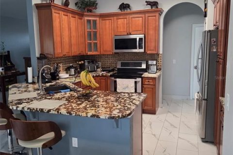Casa en venta en Kissimmee, Florida, 4 dormitorios, 174.1 m2 № 1919114 - foto 4