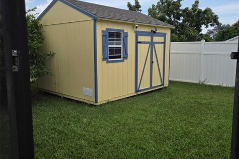Casa en venta en Kissimmee, Florida, 4 dormitorios, 174.1 m2 № 1919114 - foto 18