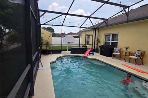 Casa en venta en Kissimmee, Florida, 4 dormitorios, 174.1 m2 № 1919114 - foto 11
