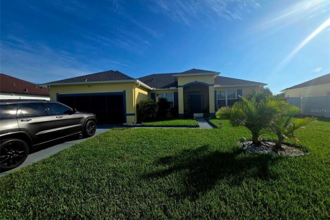 Casa en venta en Kissimmee, Florida, 4 dormitorios, 174.1 m2 № 1919114 - foto 1