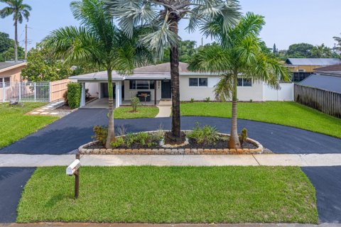 Villa ou maison à Fort Lauderdale, Floride 3 chambres, 106.37 m2 № 2417964