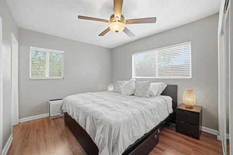 Villa ou maison à vendre à Fort Lauderdale, Floride: 3 chambres, 106.37 m2 № 2417964 - photo 23