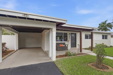Villa ou maison à vendre à Fort Lauderdale, Floride: 3 chambres, 106.37 m2 № 2417964 - photo 12