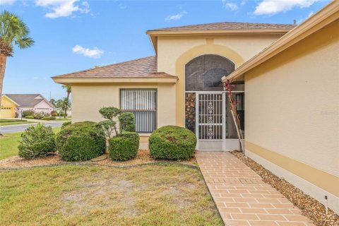 House in Sun City Center, Florida 2 bedrooms, 148.09 sq.m. № 1835701 - photo 7