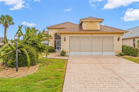 House in Sun City Center, Florida 2 bedrooms, 148.09 sq.m. № 1835701 - photo 3