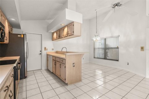 House in Sun City Center, Florida 2 bedrooms, 148.09 sq.m. № 1835701 - photo 19