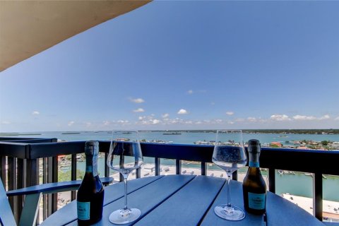 Condominio en venta en Clearwater, Florida, 2 dormitorios, 115.2 m2 № 1680713 - foto 9