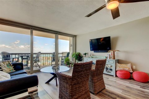 Condominio en venta en Clearwater, Florida, 2 dormitorios, 115.2 m2 № 1680713 - foto 16