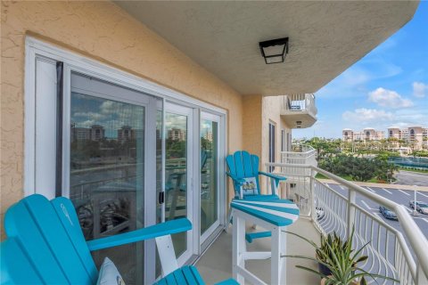 Condo in Saint Petersburg, Florida, 2 bedrooms  № 1793410 - photo 16