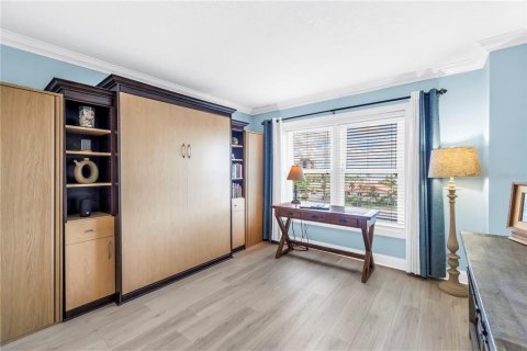 Condo in Saint Petersburg, Florida, 2 bedrooms  № 1793410 - photo 12