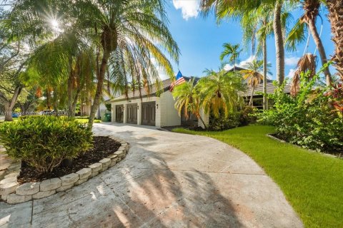 Casa en venta en Miami Lakes, Florida, 4 dormitorios, 290.32 m2 № 1927477 - foto 2