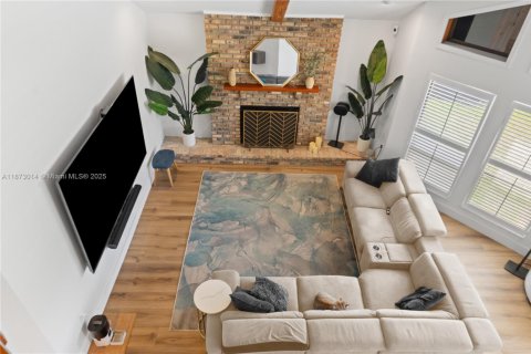 Casa en venta en Miami Lakes, Florida, 4 dormitorios, 290.32 m2 № 1927477 - foto 13