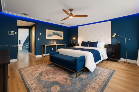 Casa en venta en Miami Lakes, Florida, 4 dormitorios, 290.32 m2 № 1927477 - foto 23