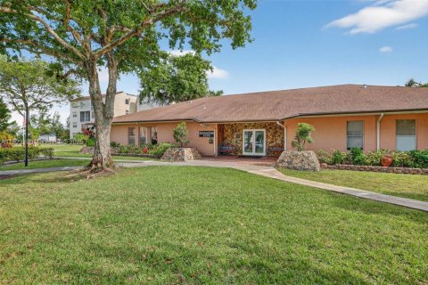 Condo in Lauderdale Lakes, Florida, 1 bedroom  № 1984234 - photo 24