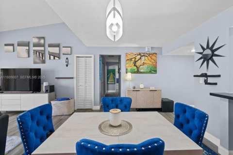 Adosado en venta en Fort Lauderdale, Florida, 3 dormitorios, 129.13 m2 № 1993074 - foto 12