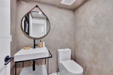 Copropriété à louer à Miami, Floride: 2 chambres, 122.26 m2 № 2018419 - photo 23