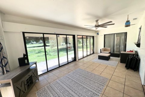 Casa en alquiler en Winter Haven, Florida, 3 dormitorios, 179.95 m2 № 1908582 - foto 30