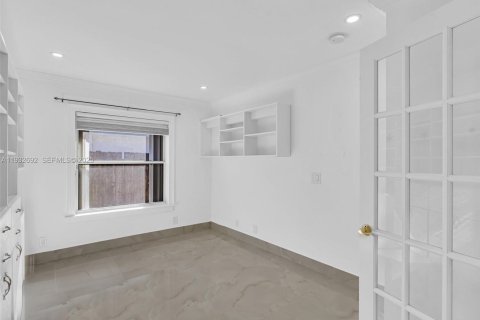 Casa en venta en Hollywood, Florida, 3 dormitorios, 153.1 m2 № 1991591 - foto 15