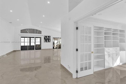 Casa en venta en Hollywood, Florida, 3 dormitorios, 153.1 m2 № 1991591 - foto 13