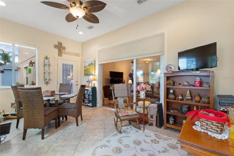 Casa en venta en Polk City, Florida, 1 dormitorio, 115.2 m2 № 2098522 - foto 16
