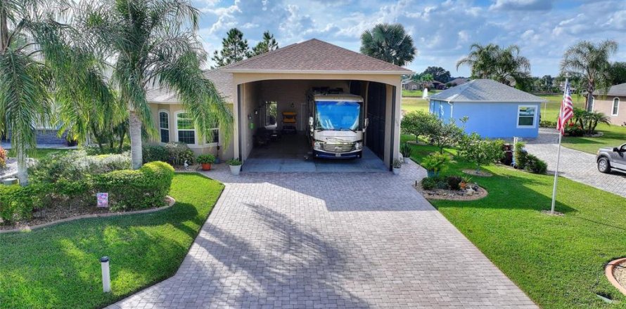 Casa en Polk City, Florida 1 dormitorio, 115.2 m2 № 2098522