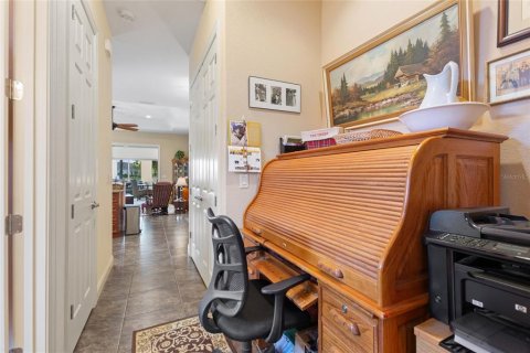 Casa en venta en Polk City, Florida, 1 dormitorio, 115.2 m2 № 2098522 - foto 17