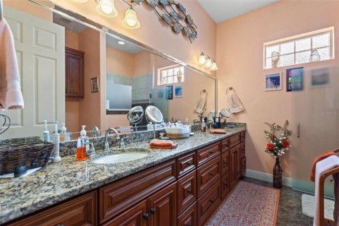 Casa en venta en Polk City, Florida, 1 dormitorio, 115.2 m2 № 2098522 - foto 8