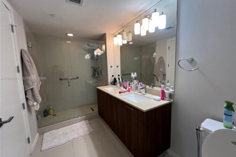 Condo in Doral, Florida, 3 bedrooms № 2032200 - photo 18