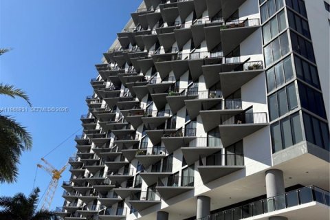 Condo in Doral, Florida, 3 bedrooms  № 2032200