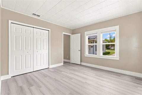 House in Orlando, Florida 2 bedrooms, 121.33 sq.m. № 2209841 - photo 18