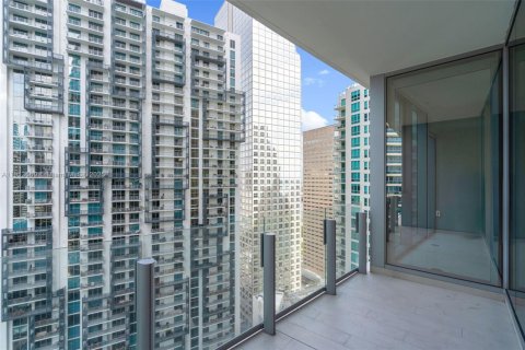 Condo in Miami, Florida, 2 bedrooms  № 2053916 - photo 25