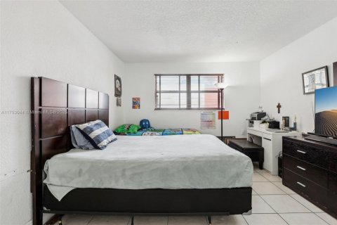 Condominio en venta en Miami, Florida, 2 dormitorios, 91.6 m2 № 1715323 - foto 20