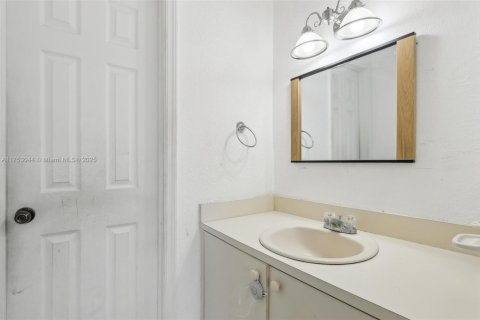 Condominio en venta en Miami, Florida, 2 dormitorios, 91.6 m2 № 1715323 - foto 21