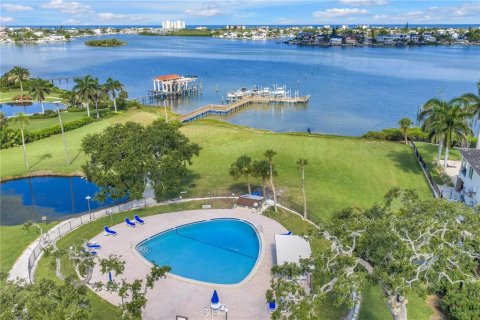 Condo à Largo, Floride, 3 chambres  № 2239778