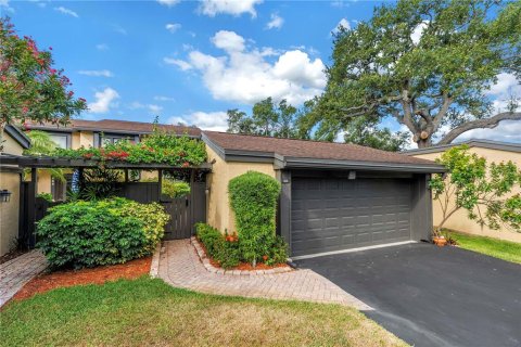 Copropriété à vendre à Largo, Floride: 3 chambres, 236.9 m2 № 2239778 - photo 3