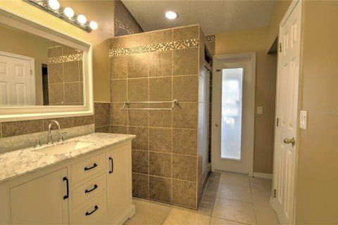 House in Oviedo, Florida 4 bedrooms, 186.73 sq.m. № 1620716 - photo 27