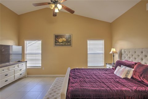 House in Oviedo, Florida 4 bedrooms, 186.73 sq.m. № 1620716 - photo 24
