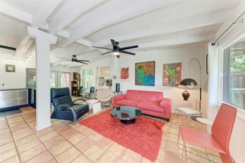 House in Sarasota, Florida 2 bedrooms, 93.65 sq.m. № 2142472 - photo 4
