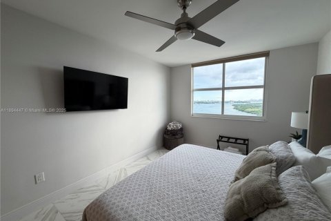 Купить кондоминиум в Санни-Айлс-Бич, Флорида 1 спальня, 70.79м2, № 1947121 - фото 18