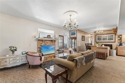 Casa en venta en Orlando, Florida, 5 dormitorios, 270.72 m2 № 2341660 - foto 11