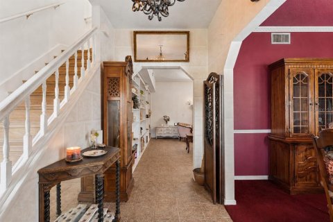 Casa en venta en Orlando, Florida, 5 dormitorios, 270.72 m2 № 2341660 - foto 9