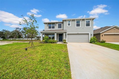 House in Spring Hill, Florida 5 bedrooms, 242.01 sq.m. № 1838025 - photo 7