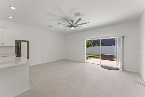 Adosado en venta en Kissimmee, Florida, 3 dormitorios, 144 m2 № 2148545 - foto 14