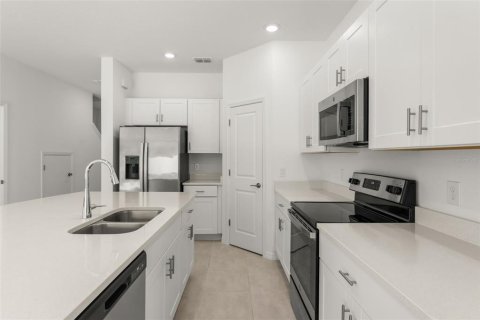 Adosado en venta en Kissimmee, Florida, 3 dormitorios, 144 m2 № 2148545 - foto 9