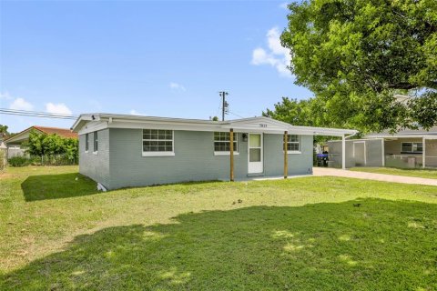 Villa ou maison à vendre à Orlando, Floride: 3 chambres, 99.96 m2 № 2210087 - photo 2