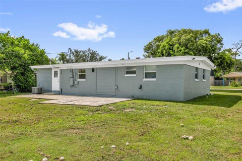 Villa ou maison à vendre à Orlando, Floride: 3 chambres, 99.96 m2 № 2210087 - photo 21