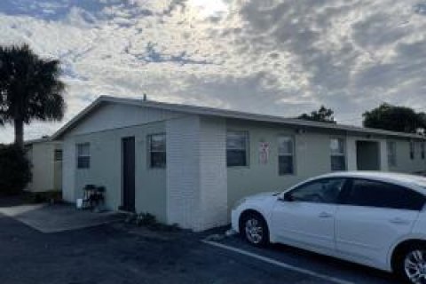 Apartamento en alquiler en Riviera Beach, Florida, 2 dormitorios, 74.32 m2 № 1155590 - foto 1