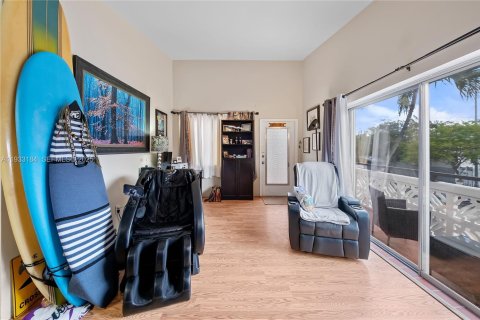 Condo in Miami Beach, Florida, 1 bedroom  № 1992094 - photo 12