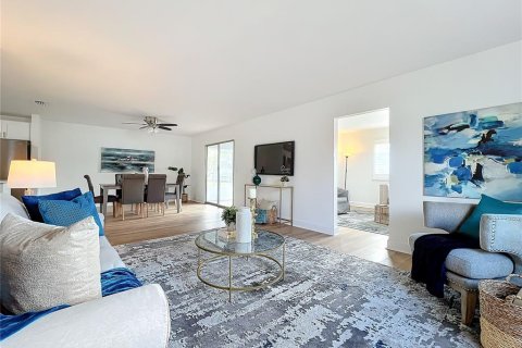 Copropriété à louer à Sarasota, Floride: 2 chambres, 127.46 m2 № 2291388 - photo 16