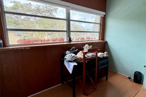 Touwnhouse à vendre à Miami, Floride: 2 chambres, 125.05 m2 № 2032821 - photo 21